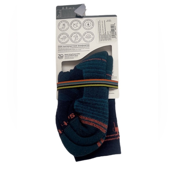 NWT Smartwool Hike Merino Comfort Seamless Mesh Zone Unisex Crew Height Socks S - Picture 3 of 3
